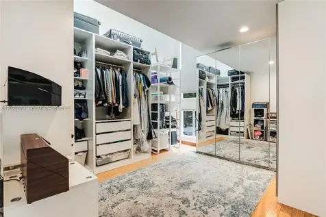 2792 SW 22nd Avenue Miami FL 33133