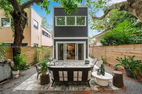 2792 SW 22nd Avenue Miami FL 33133
