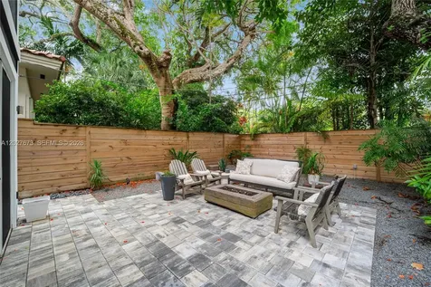 2792 SW 22nd Avenue Miami FL 33133