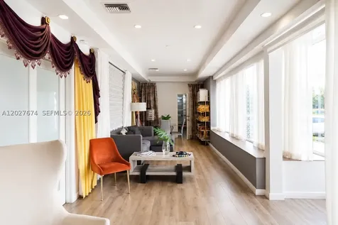 4851 E 8th Avenue Hialeah FL 33013