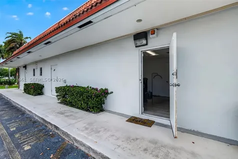 201 N University Drive Plantation FL 33324
