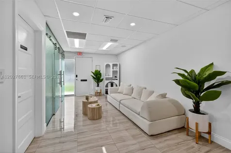 201 N University Drive Plantation FL 33324