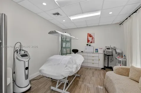 201 N University Drive Plantation FL 33324
