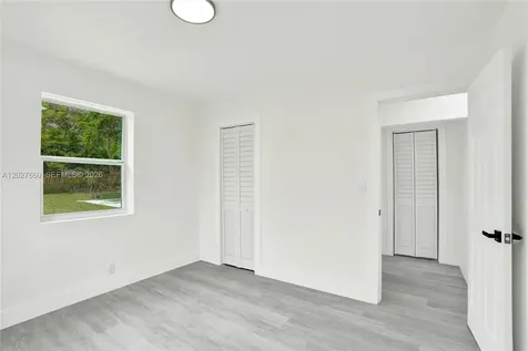 112 Edmund Road West Park FL 33023