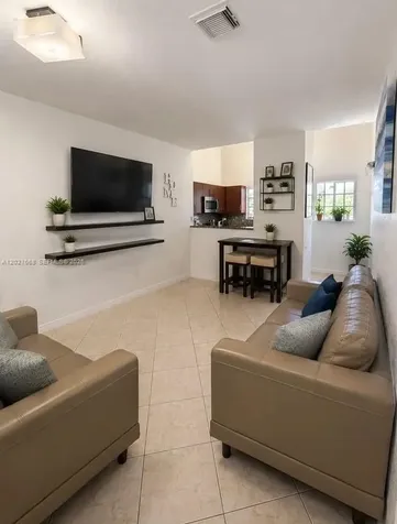 340 E 5th Street Hialeah FL 33010
