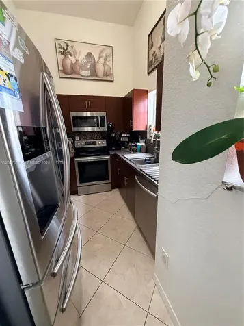 340 E 5th Street Hialeah FL 33010