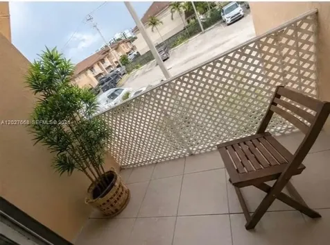 340 E 5th Street Hialeah FL 33010