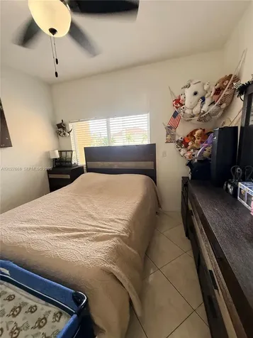 340 E 5th Street Hialeah FL 33010