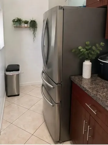 340 E 5th Street Hialeah FL 33010