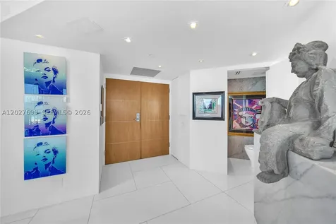 400 S Pointe Drive Miami Beach FL 33139