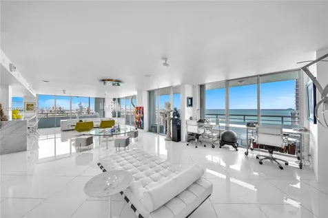 400 S Pointe Drive Miami Beach FL 33139