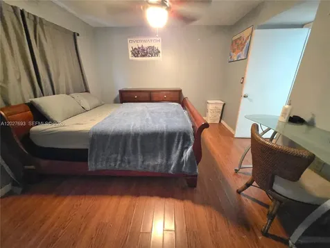 7255 NW 173rd Drive Hialeah FL 33015