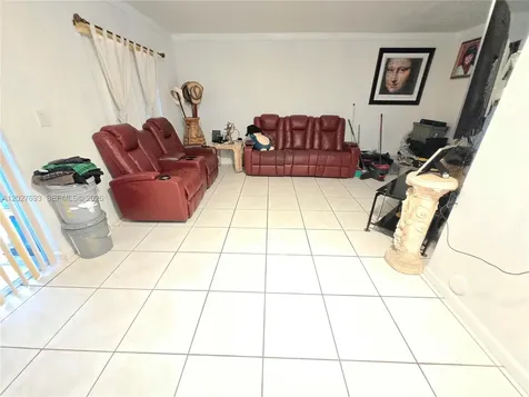 7255 NW 173rd Drive Hialeah FL 33015