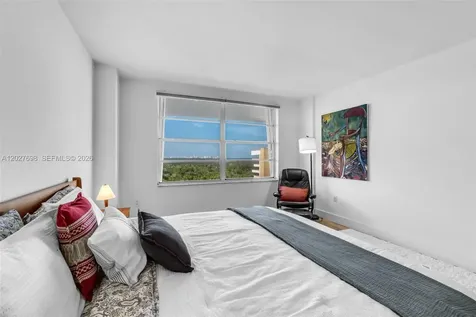 199 Ocean Lane Drive Key Biscayne FL 33149