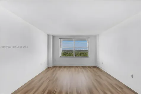 199 Ocean Lane Drive Key Biscayne FL 33149