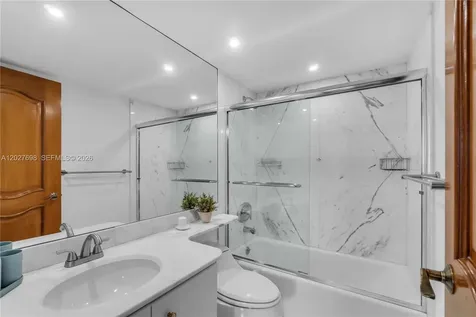 199 Ocean Lane Drive Key Biscayne FL 33149