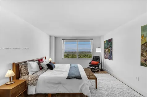 199 Ocean Lane Drive Key Biscayne FL 33149