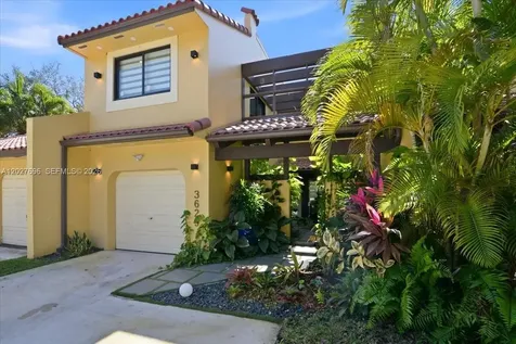 3629 Estepona Avenue Doral FL 33178