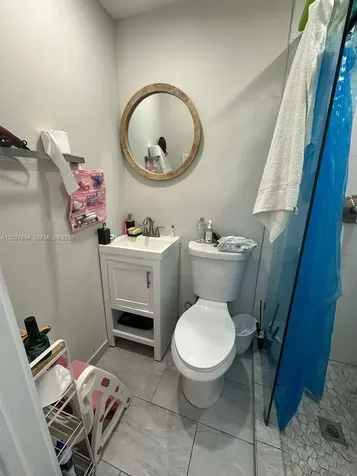685 SW 7th Terrace Dania Beach FL 33004