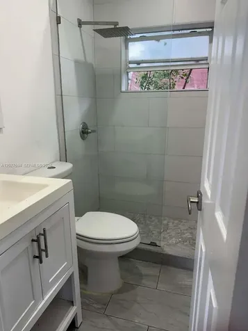 685 SW 7th Terrace Dania Beach FL 33004