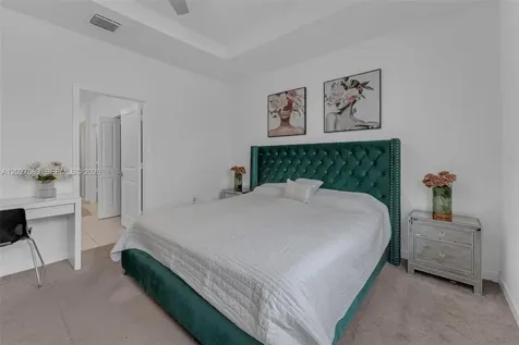 1400 SE 26th Road Homestead FL 33035