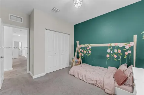 1400 SE 26th Road Homestead FL 33035