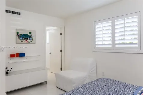 200 Galen Drive Key Biscayne FL 33149