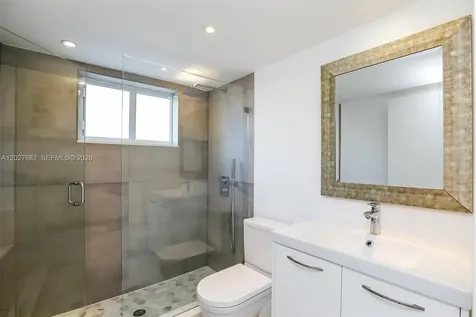 200 Galen Drive Key Biscayne FL 33149