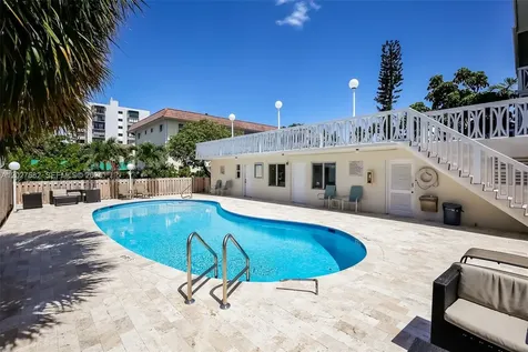 200 Galen Drive Key Biscayne FL 33149