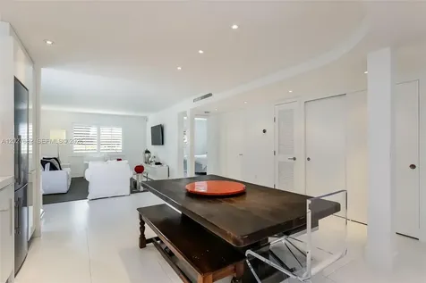 200 Galen Drive Key Biscayne FL 33149