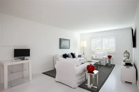 200 Galen Drive Key Biscayne FL 33149