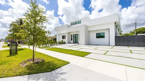11450 SW 59th Terrace Miami FL 33173