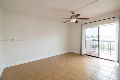 995 SW 84th Avenue Miami FL 33144