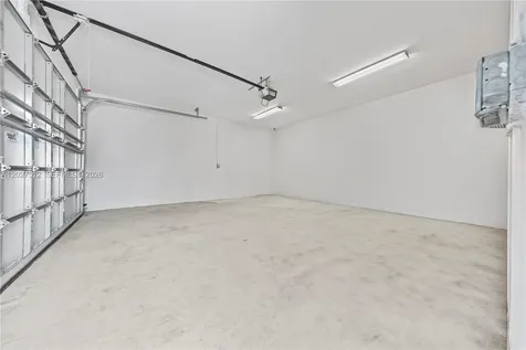 8162 NW 48th Terrace Doral FL 33166