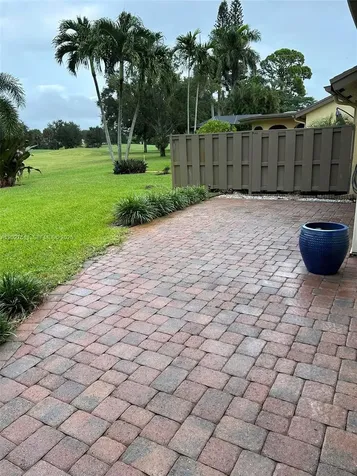 2345 Deer Creek Woodlands Way Deerfield Beach FL 33442