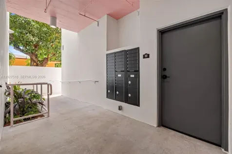 315 NW 32 Street Miami FL 33127
