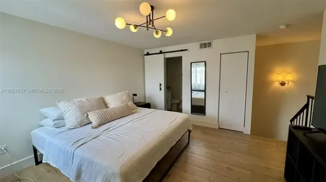 4540 SW 68th Ct Circle Miami FL 33155