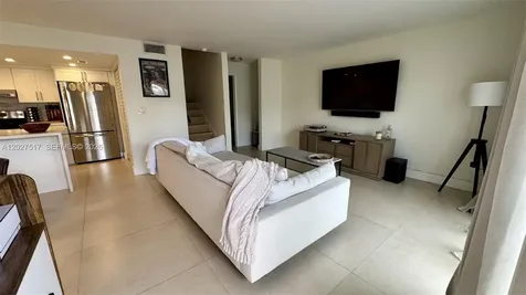4540 SW 68th Ct Circle Miami FL 33155