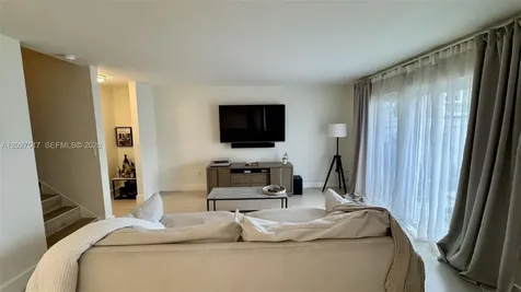 4540 SW 68th Ct Circle Miami FL 33155