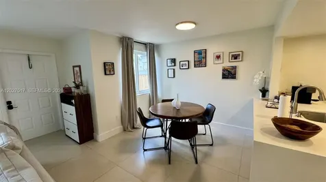 4540 SW 68th Ct Circle Miami FL 33155