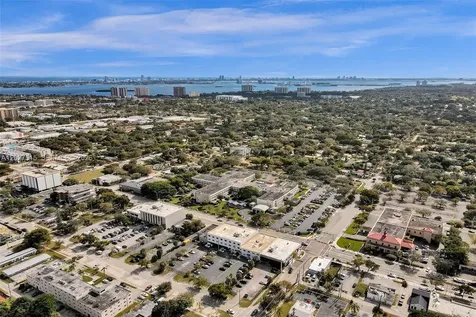 1035 NE 125th Street North Miami FL 33161