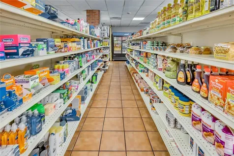 600 NE 36th Street Miami FL 33137