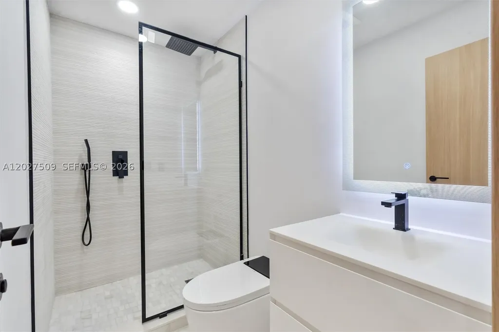 2110 NE 54th Street Fort Lauderdale FL 33308