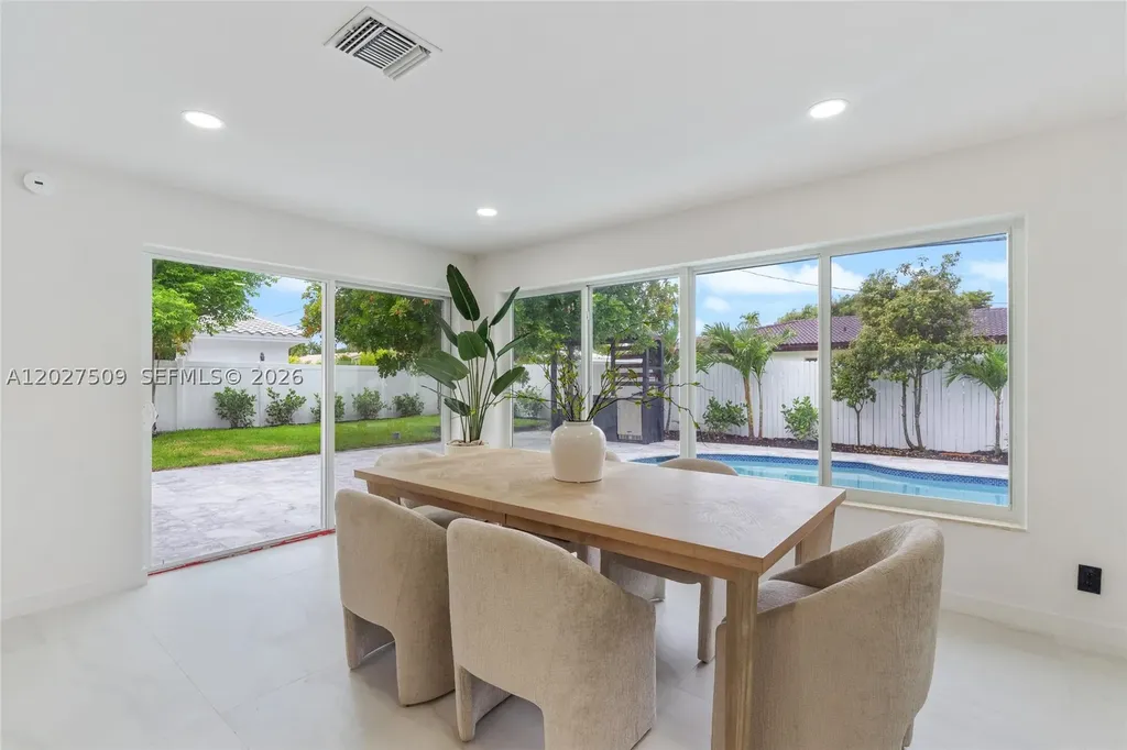 2110 NE 54th Street Fort Lauderdale FL 33308