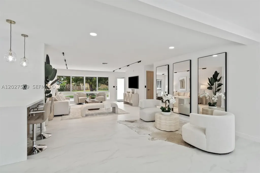 2110 NE 54th Street Fort Lauderdale FL 33308