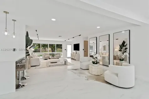 2110 NE 54th Street Fort Lauderdale FL 33308