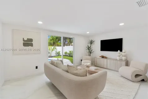 2110 NE 54th Street Fort Lauderdale FL 33308