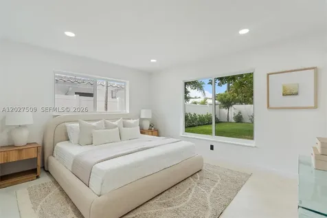 2110 NE 54th Street Fort Lauderdale FL 33308