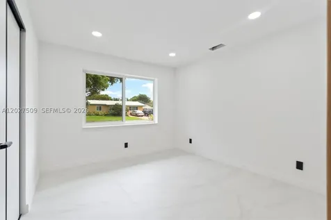 2110 NE 54th Street Fort Lauderdale FL 33308