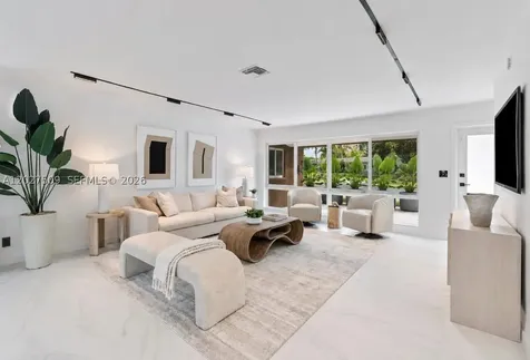 2110 NE 54th Street Fort Lauderdale FL 33308